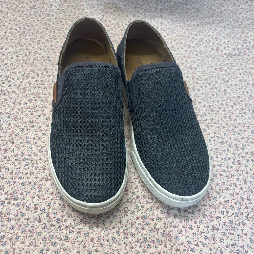 OluKai Women's Black Slip-On Sneakers